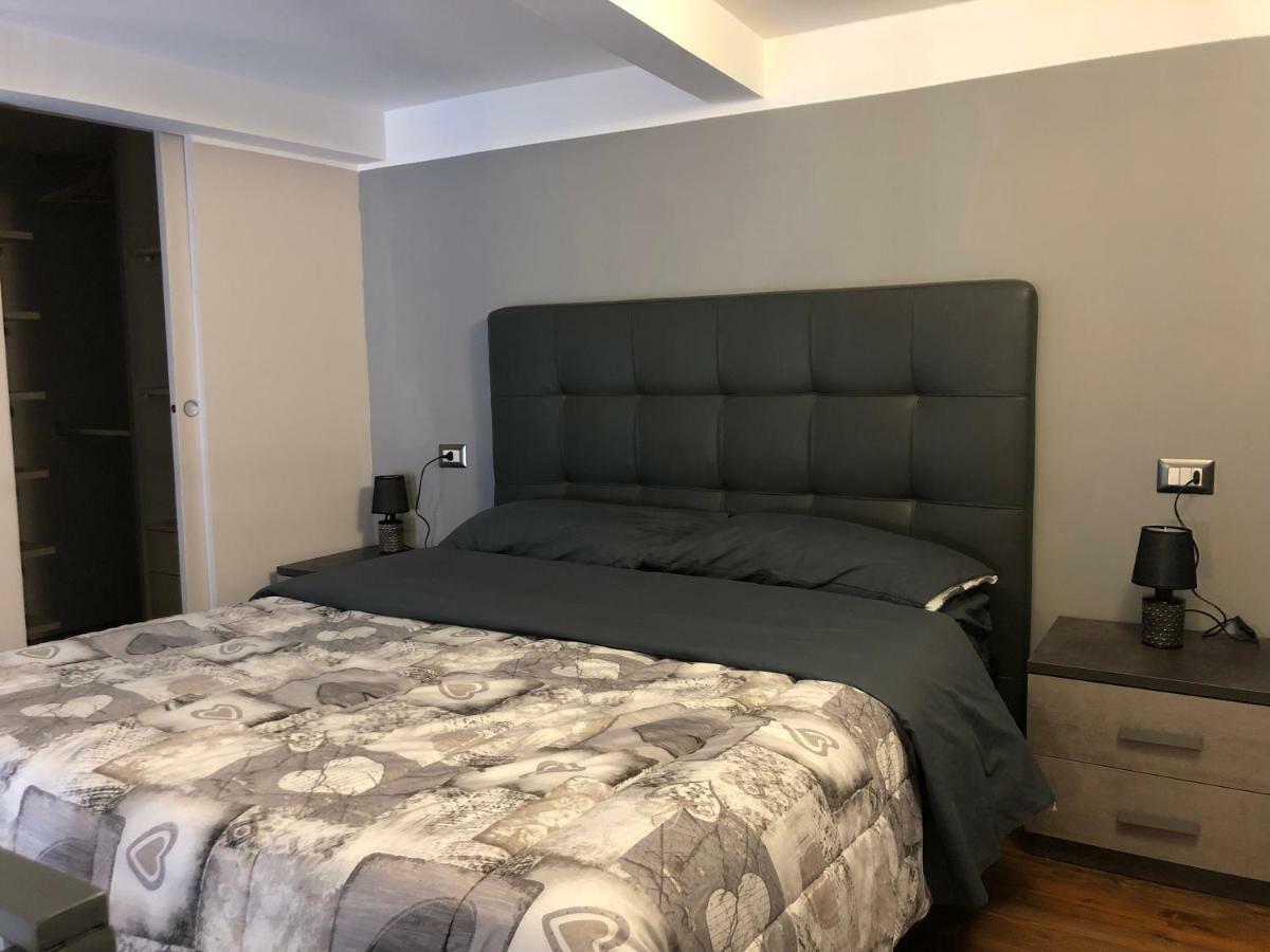 Foria 58 Apartaments ナポリ エクステリア 写真